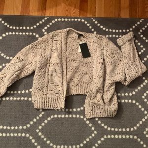 TAGS!!!! Never worn Moon&Madison woven open cardigan